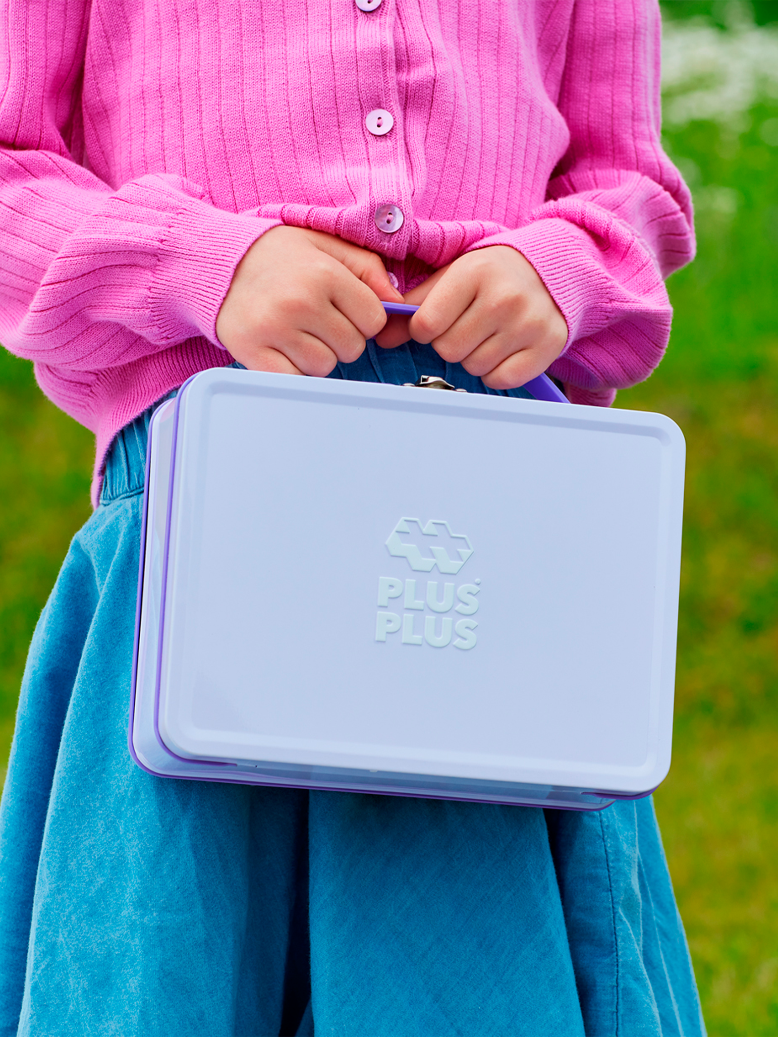 Purple Metal Suitcase - 600 pcs